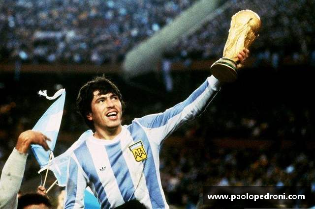 阿根廷获过几次世界杯冠军？(阿根廷一共获得过几次世界杯冠军？)